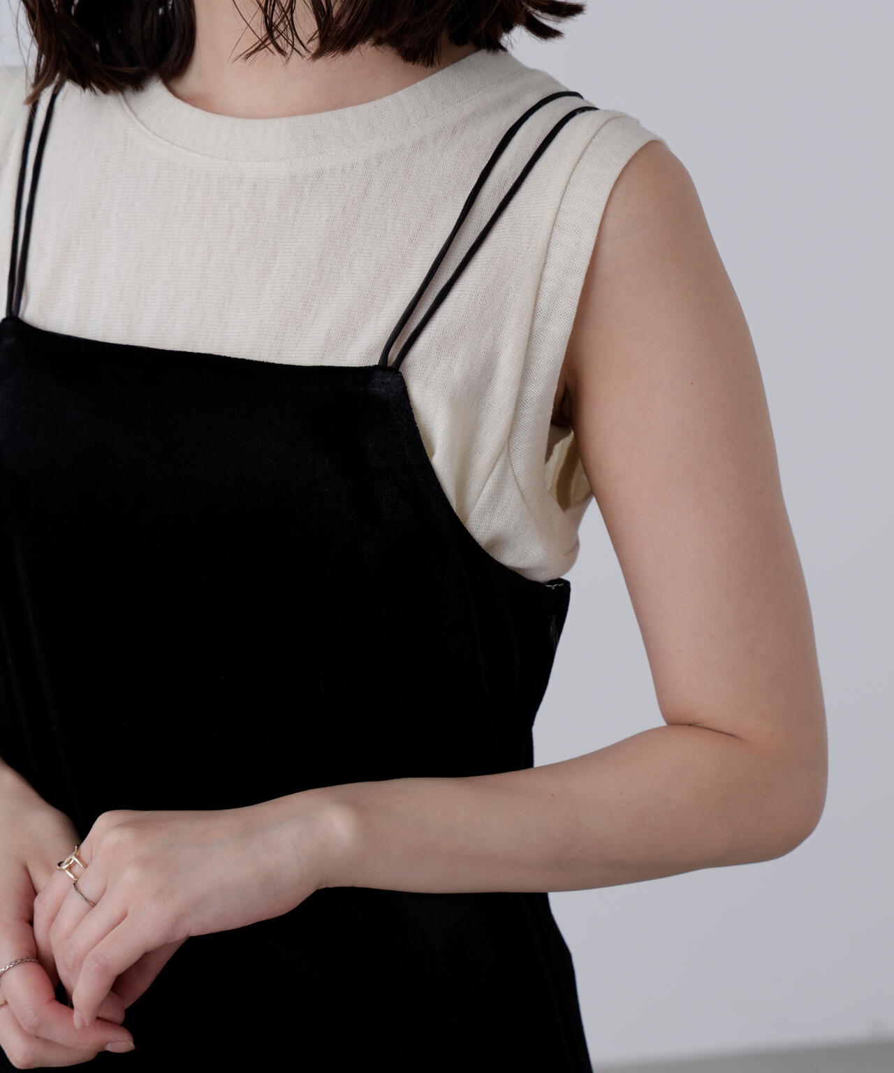 2ストラップベロアキャミワンピース