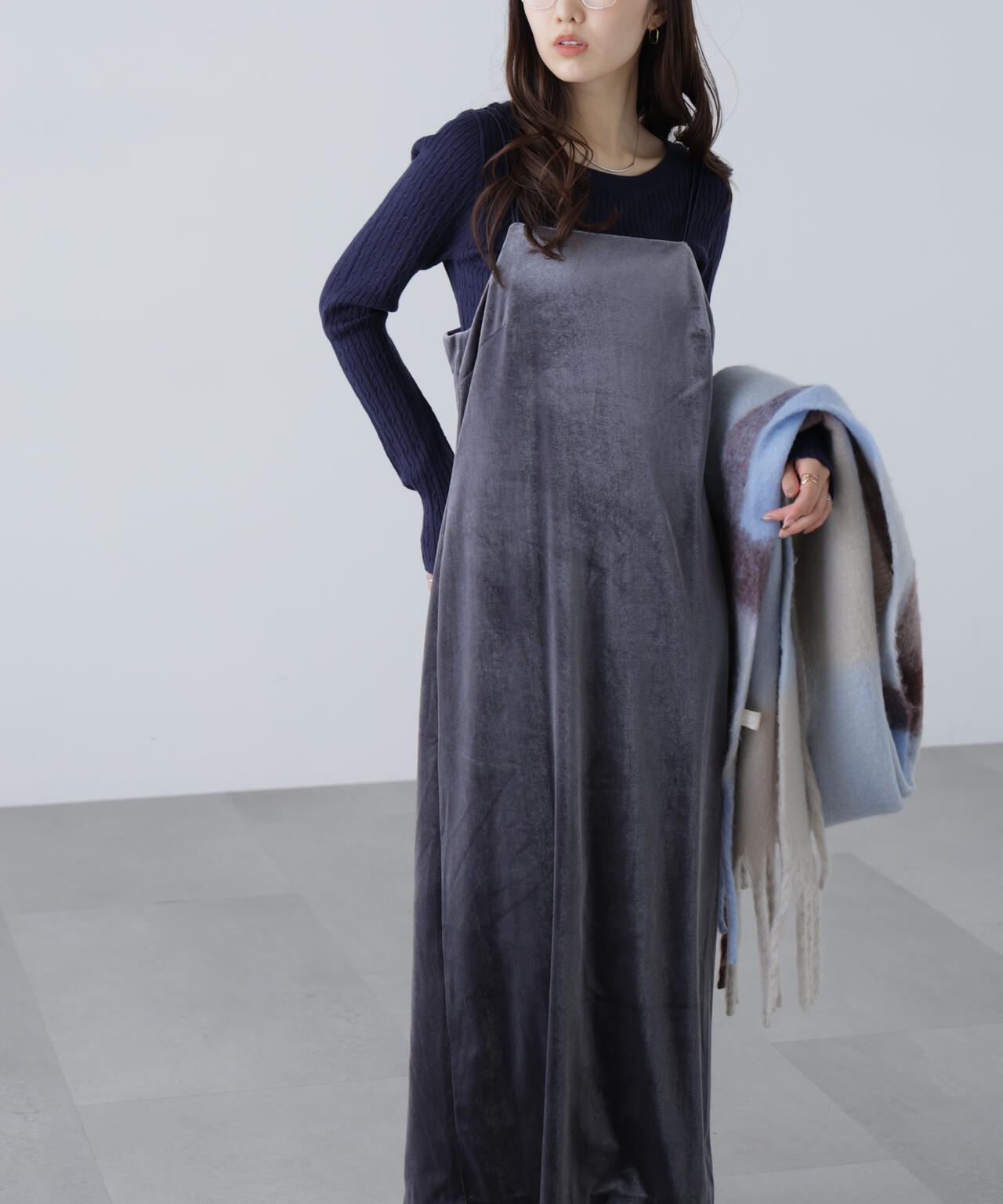 2ストラップベロアキャミワンピース