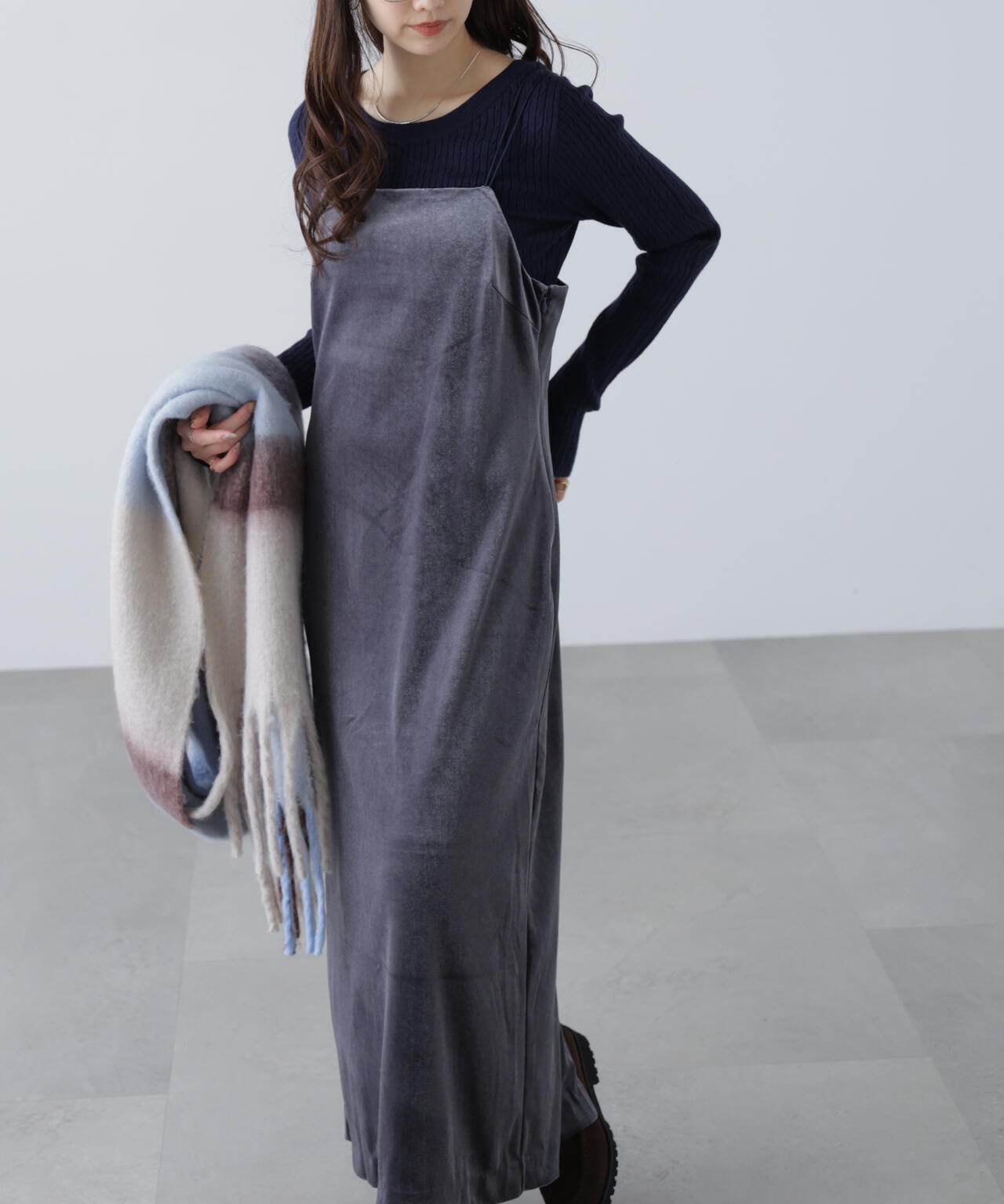 2ストラップベロアキャミワンピース