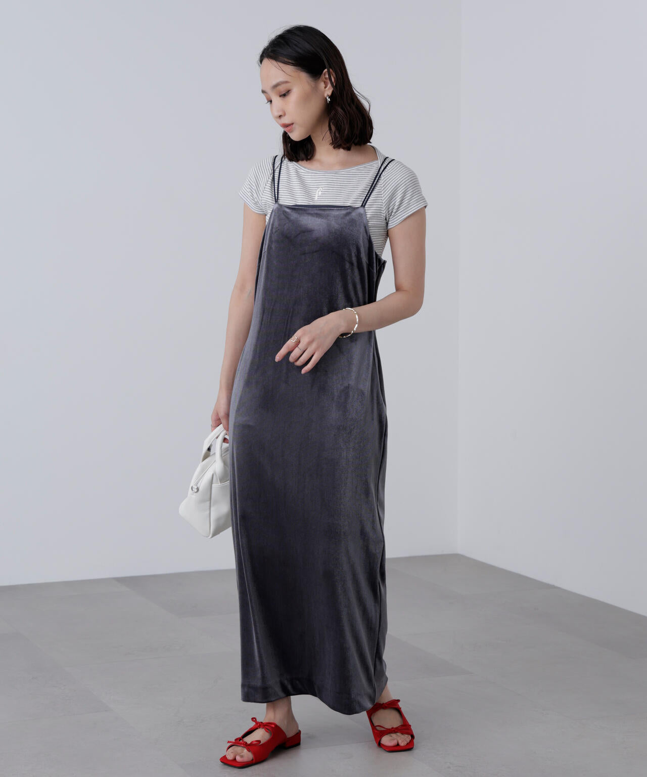 2ストラップベロアキャミワンピース