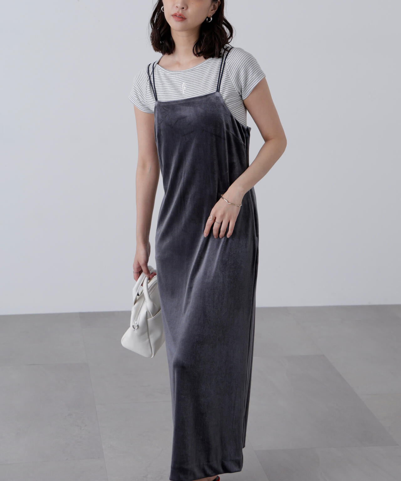 2ストラップベロアキャミワンピース