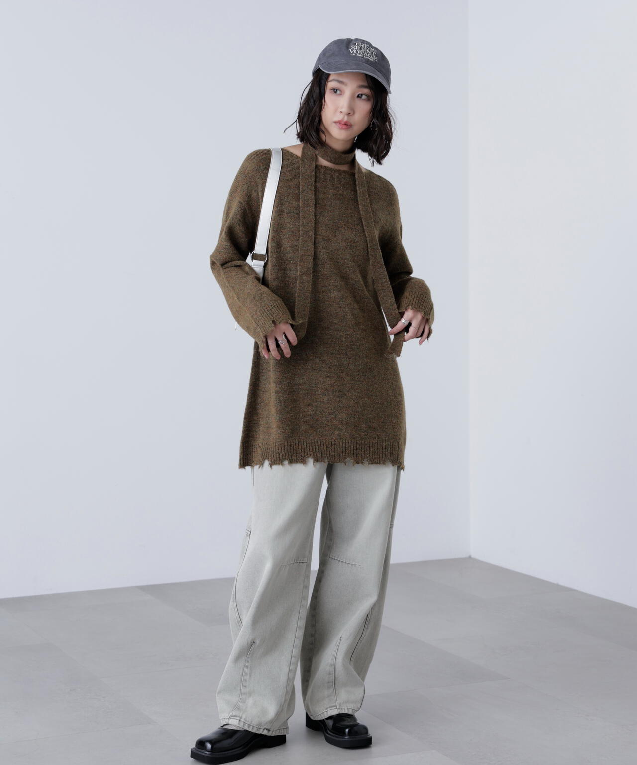 モヘヤ混タイ付きルーズミニワンピース