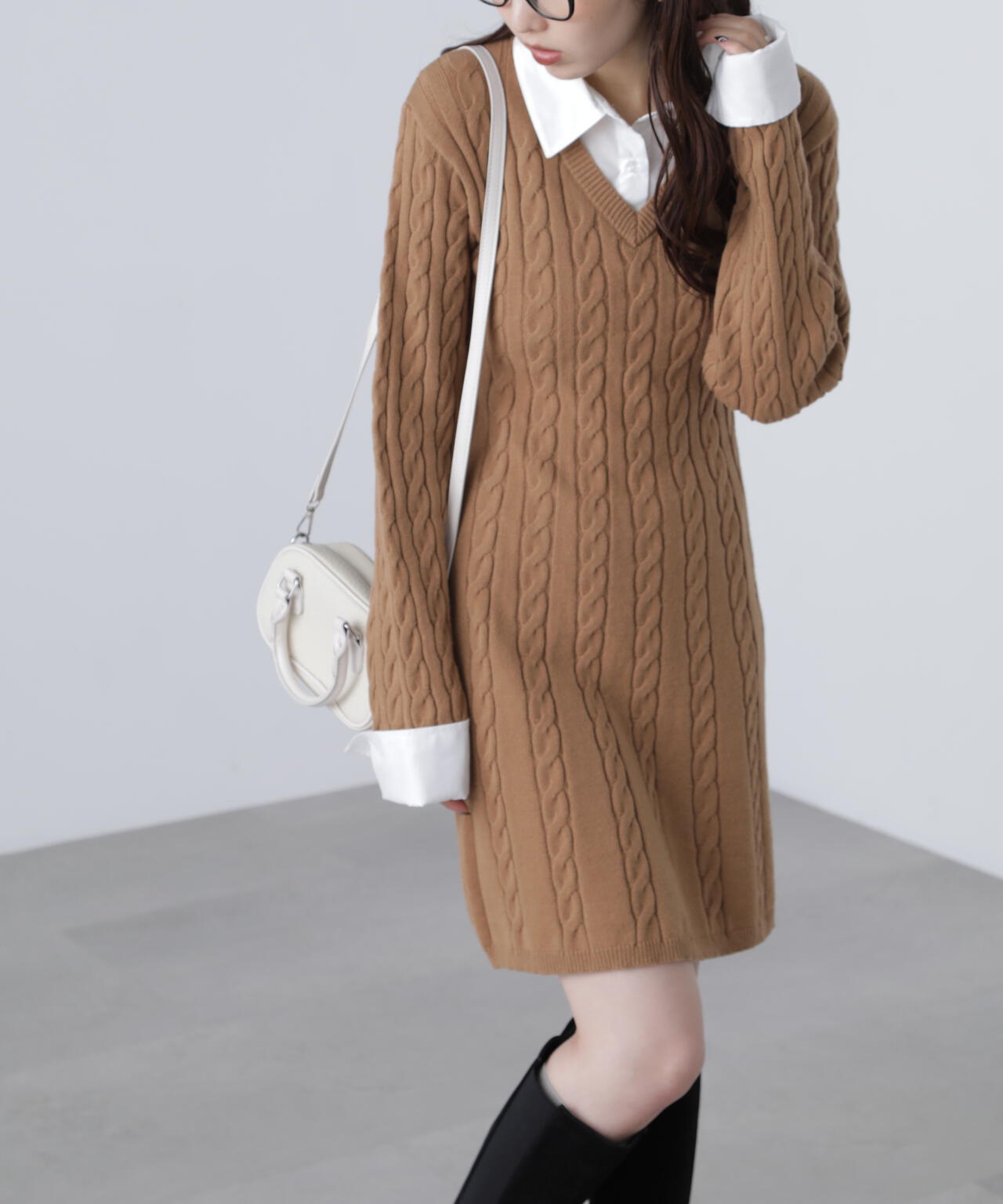 レイヤード風ケーブルニットミニワンピース