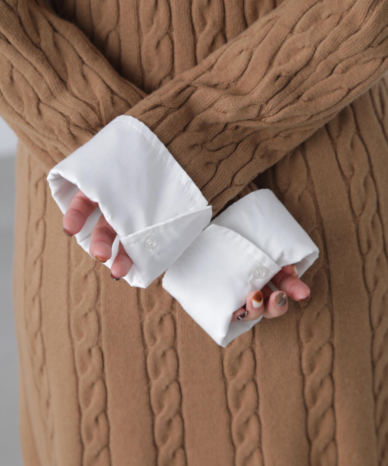 レイヤード風ケーブルニットミニワンピース