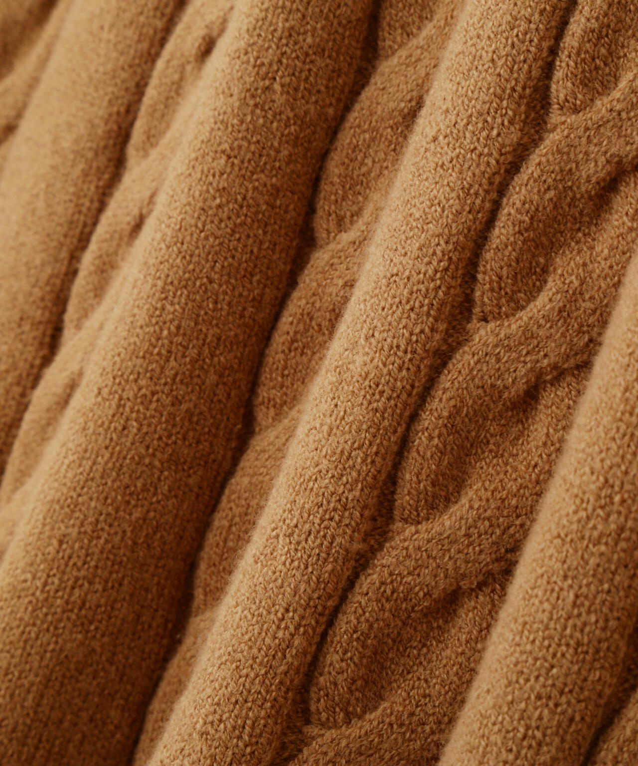 レイヤード風ケーブルニットミニワンピース