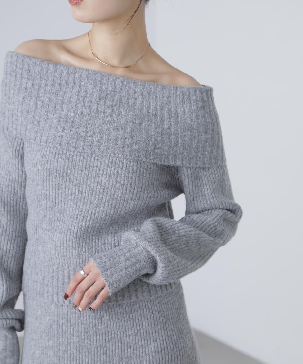 オフショルニットマーメイドスカートセットアップ