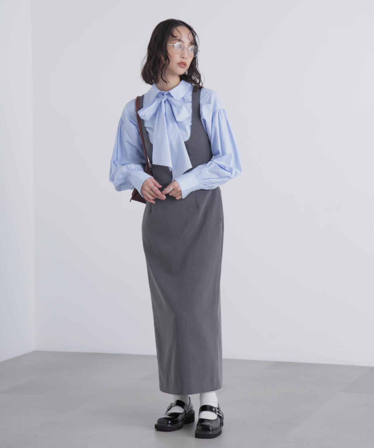 スクープネックマキシジャンパースカート