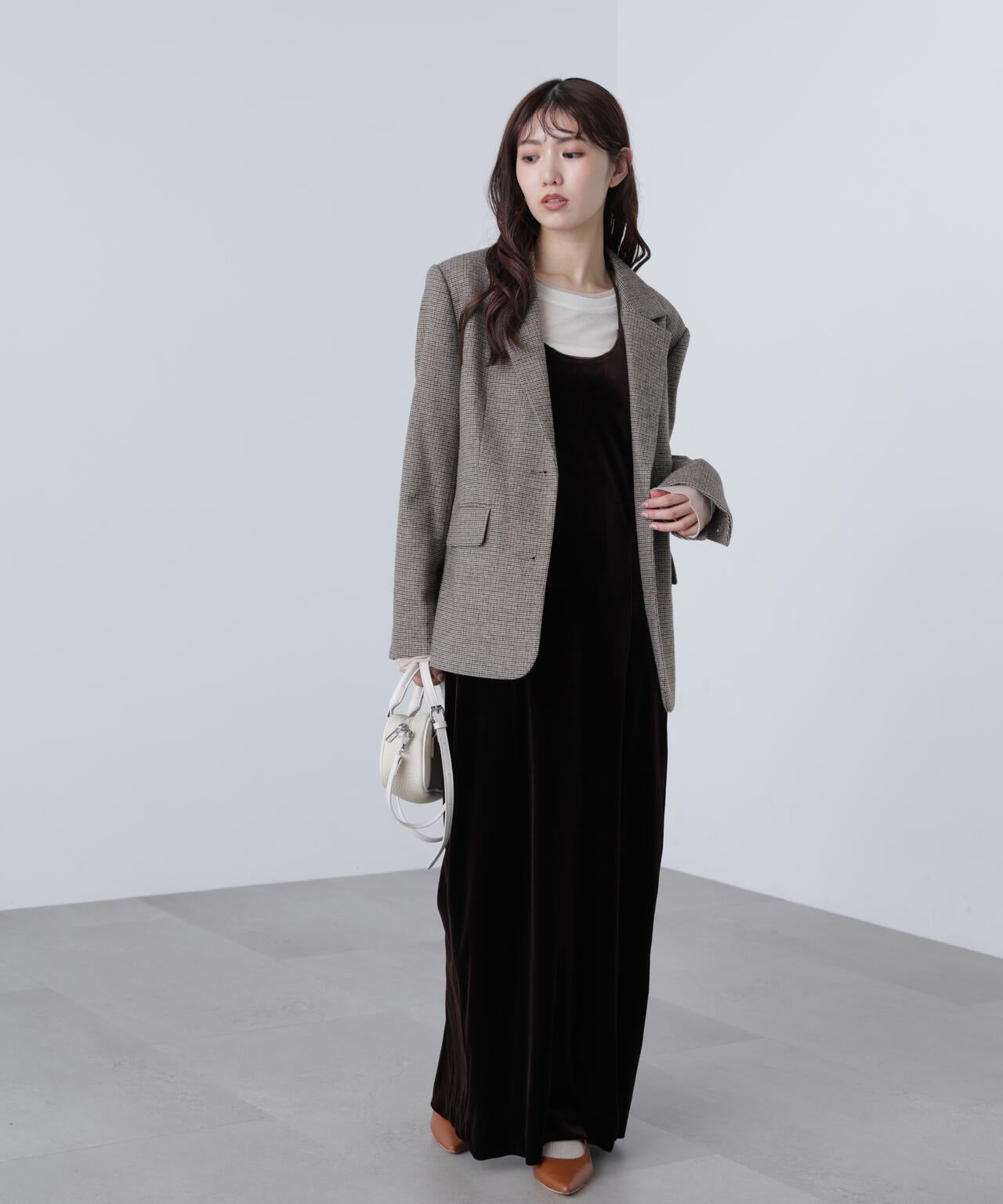 ホルターネックベロアキャミワンピース