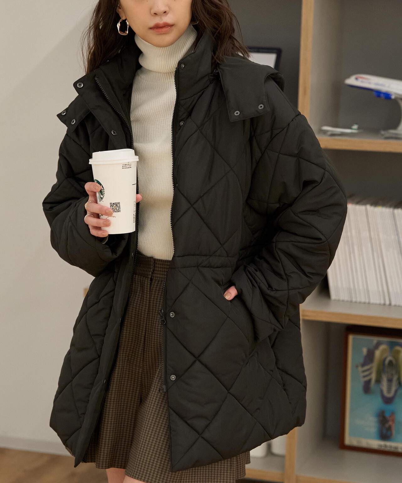 ウエストドロストキルティングコート