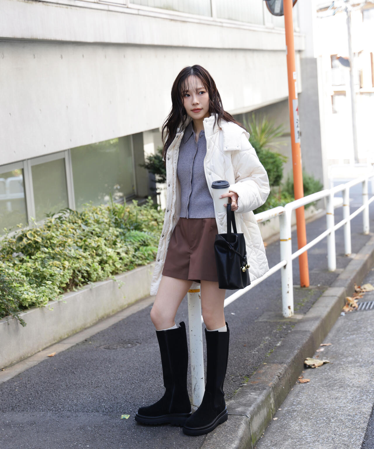 ウエストドロストキルティングコート