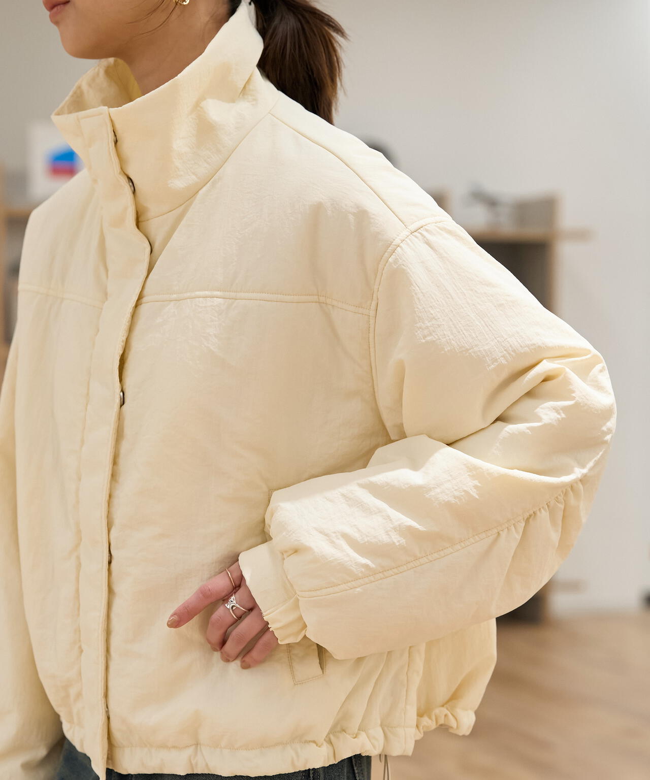 モンスターショートブルゾン