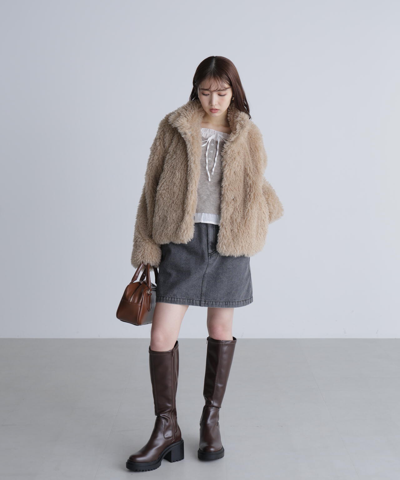 ファースタンドブルゾン