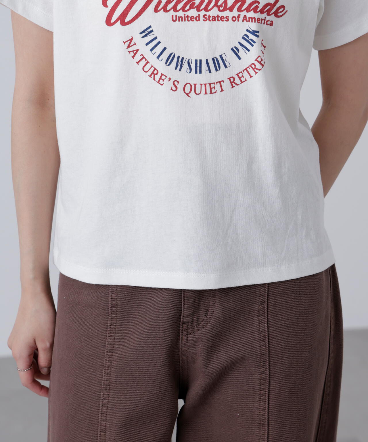 サークルロゴプリントTシャツ