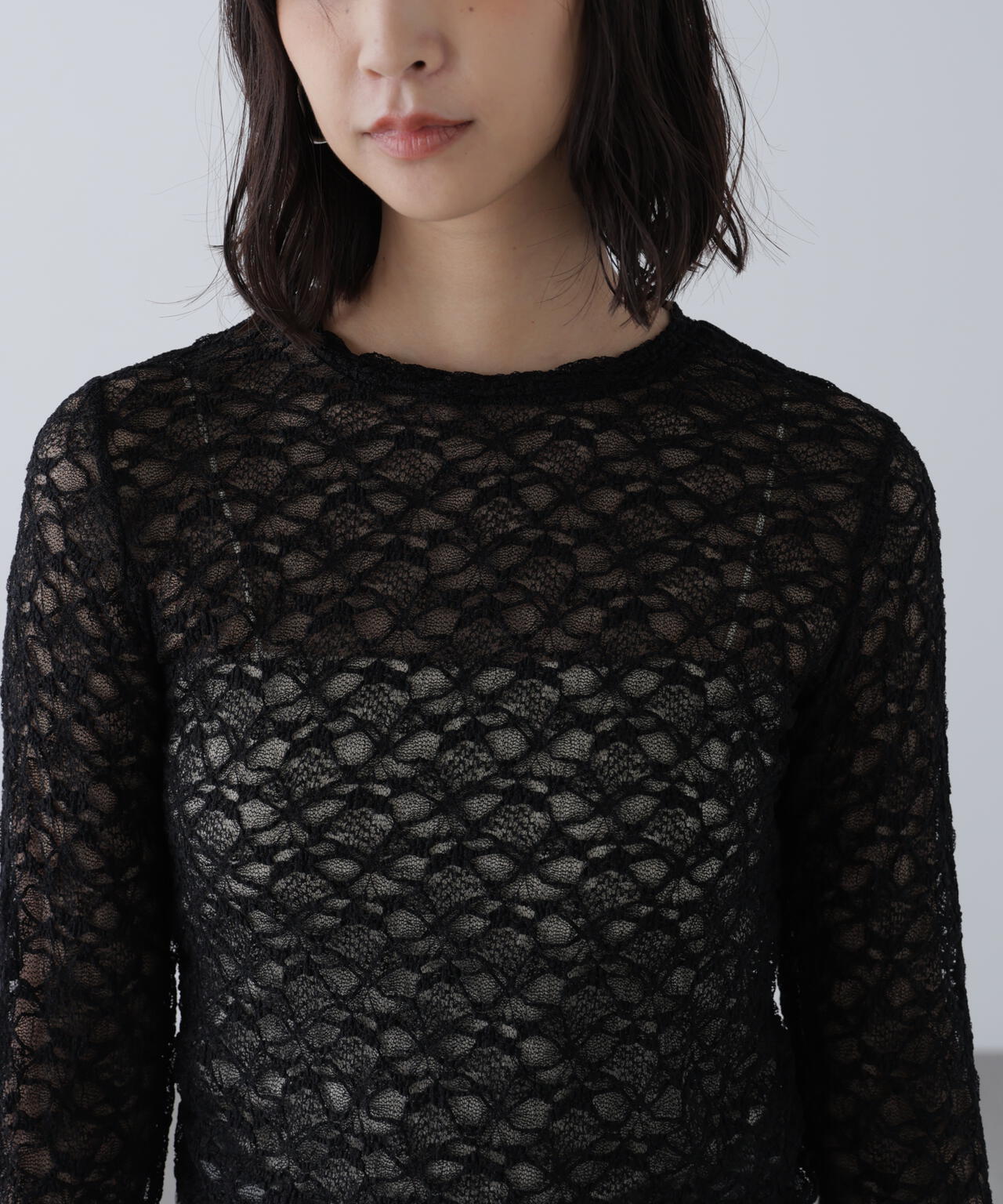 ショート丈レーストップス