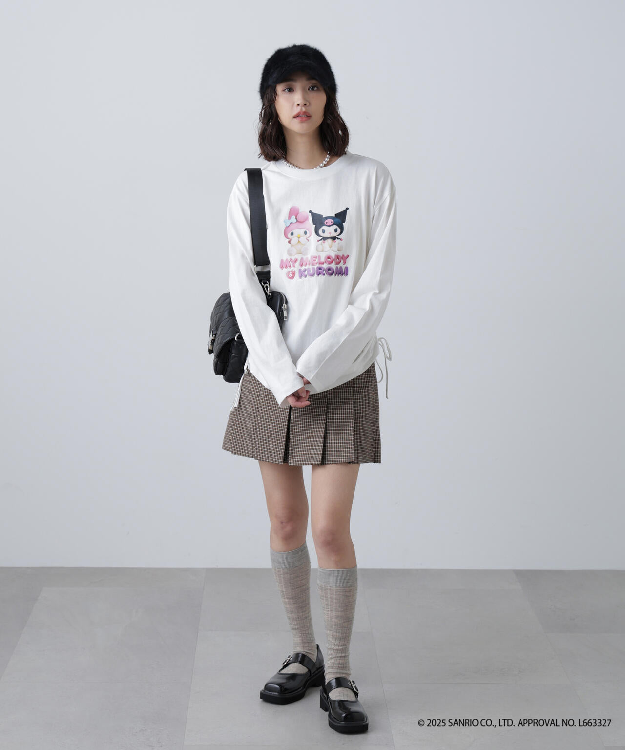 〈メロクロコラボ〉ロングTシャツ