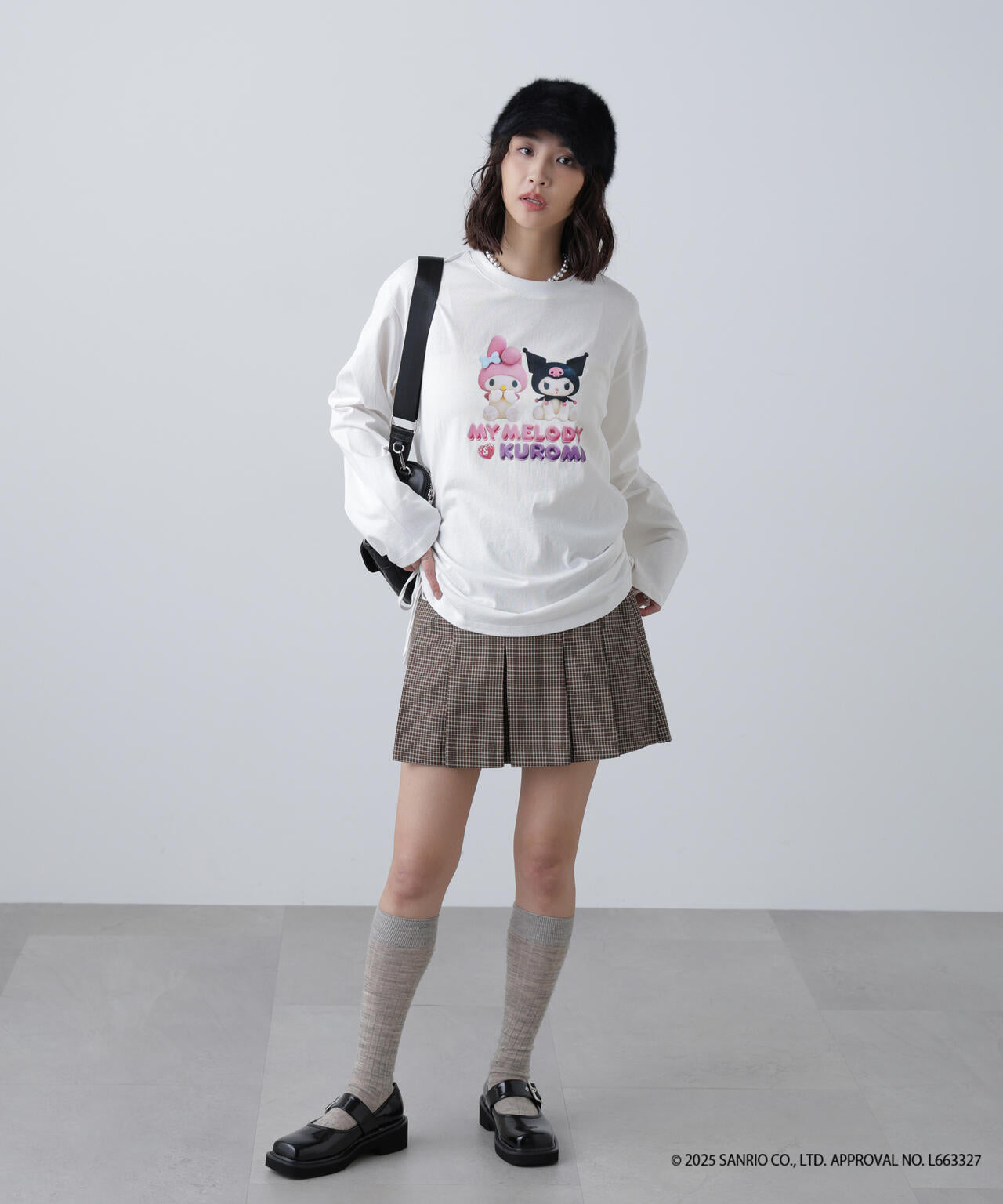 〈メロクロコラボ〉ロングTシャツ