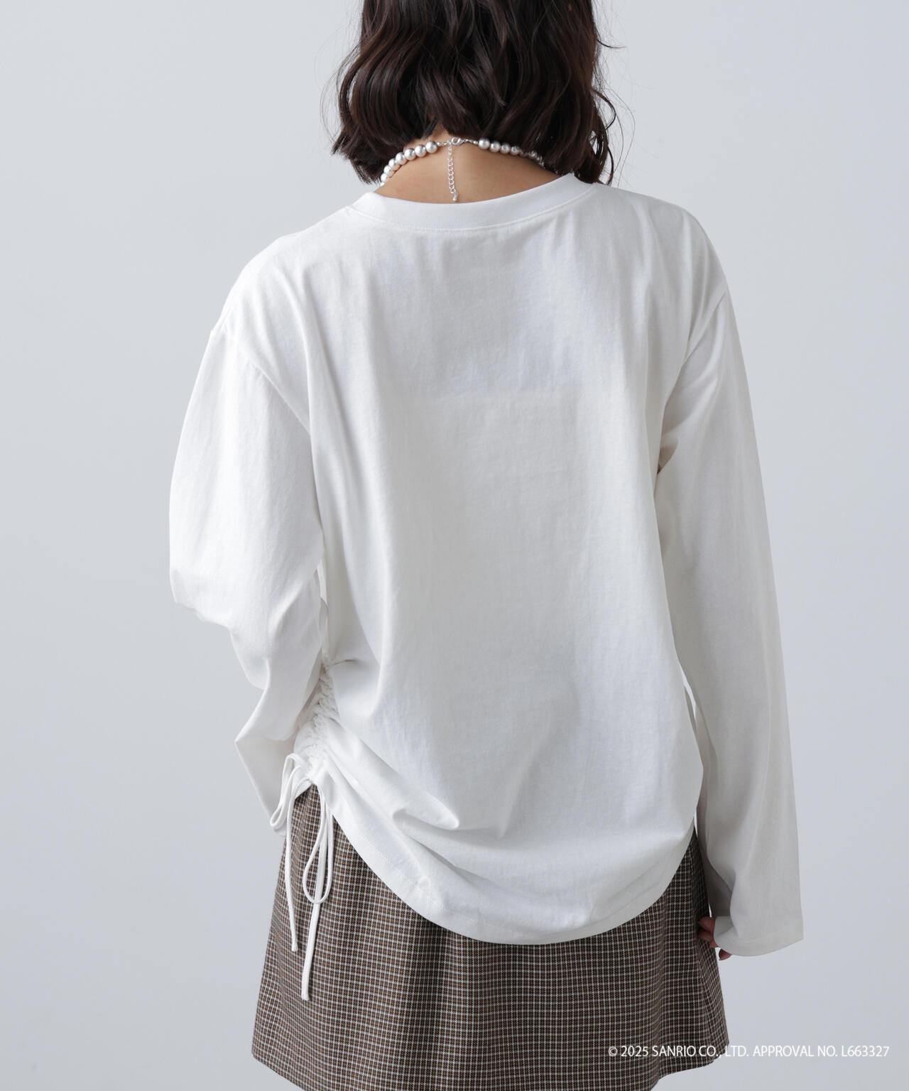 〈メロクロコラボ〉ロングTシャツ