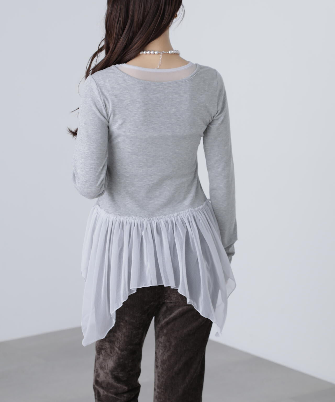 イレヘムチュールドッキングカットソー