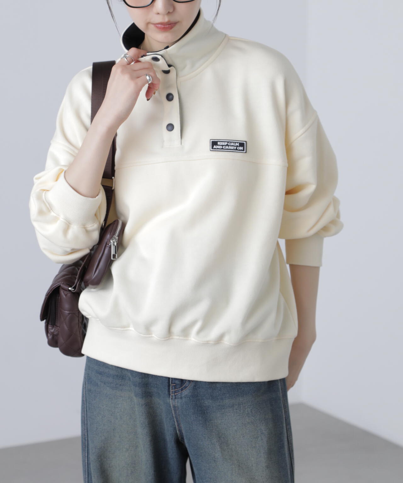 スタンドネックバイカラースウェット