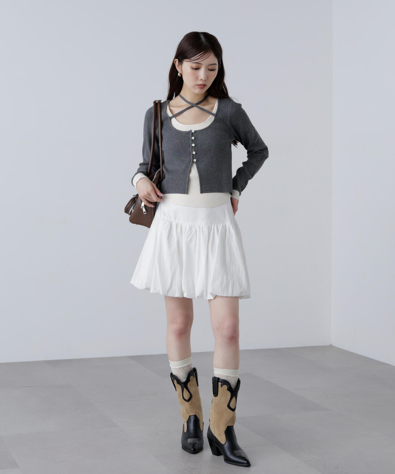 キャミレイヤードクルーネックニット