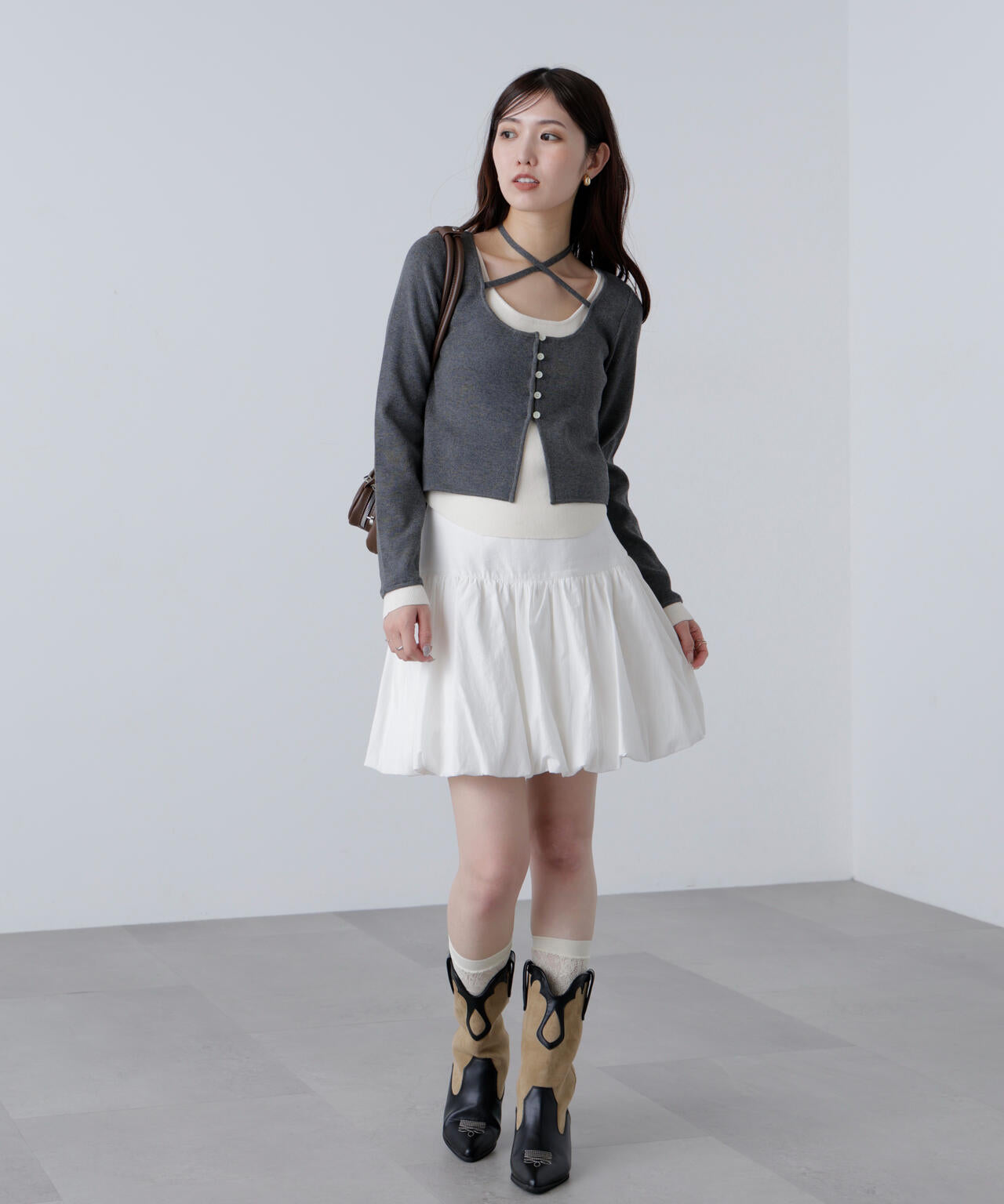 キャミレイヤードクルーネックニット