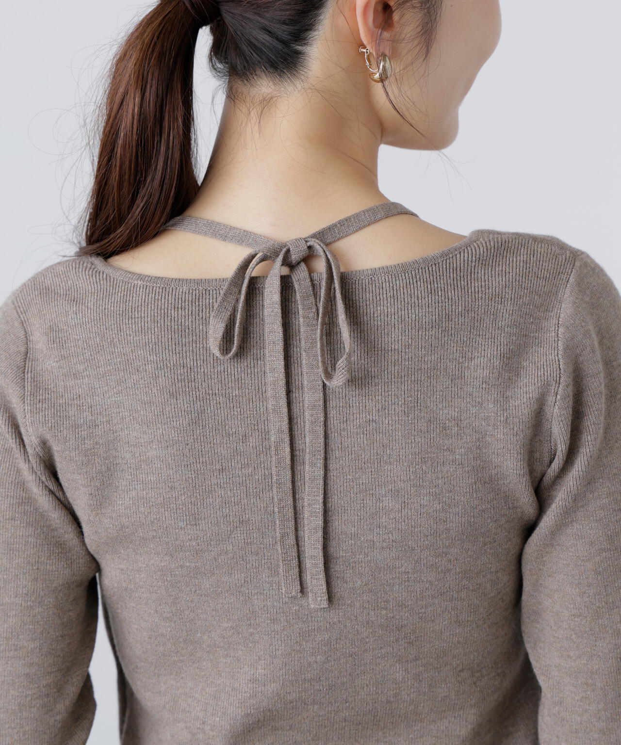 キャミレイヤードクルーネックニット