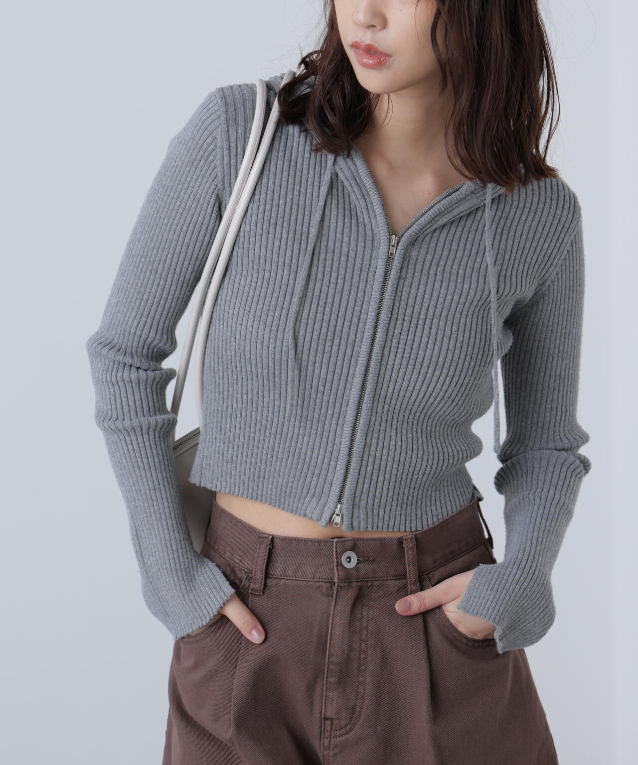 配色リブショート丈ニットパーカー