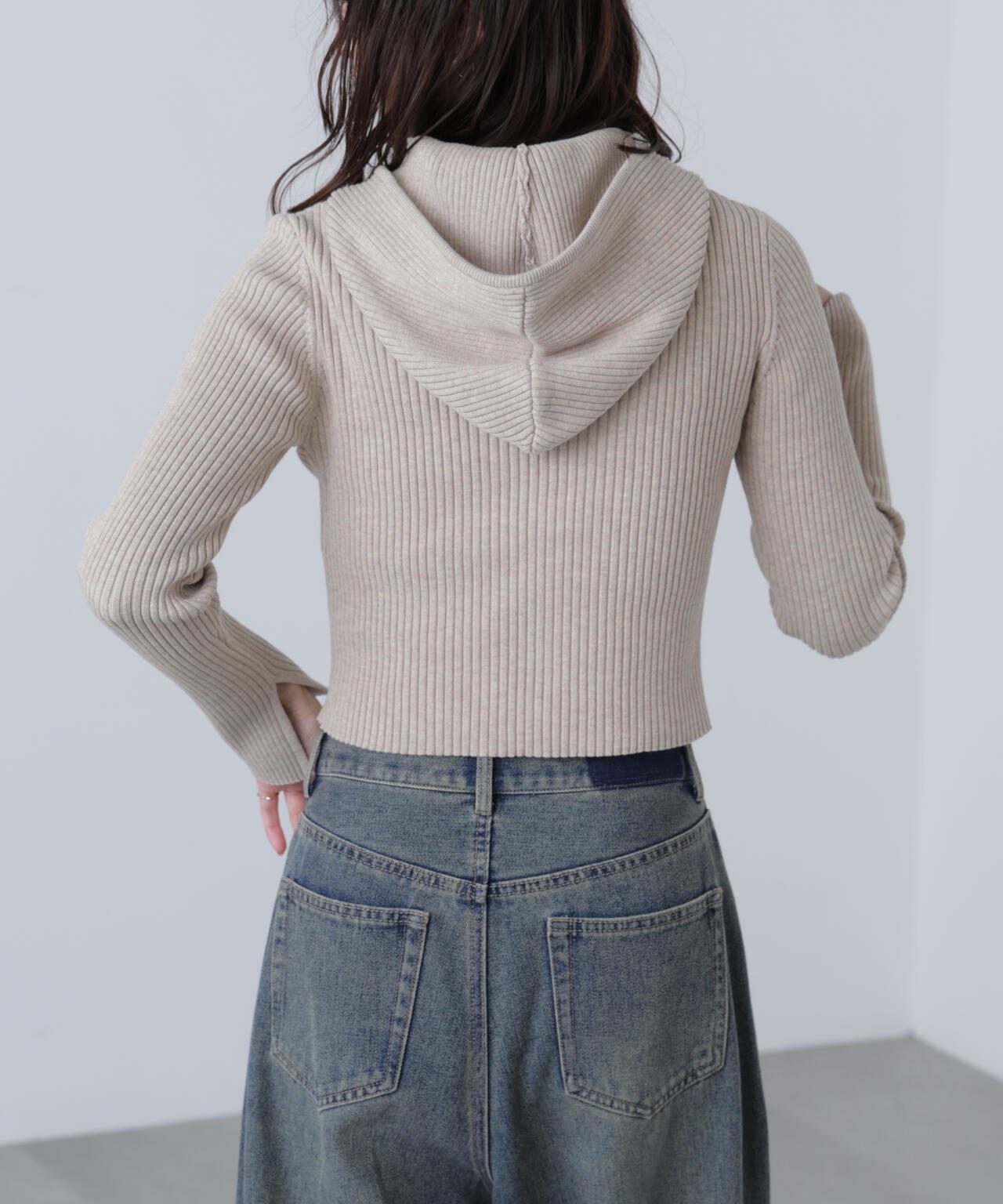 配色リブショート丈ニットパーカー