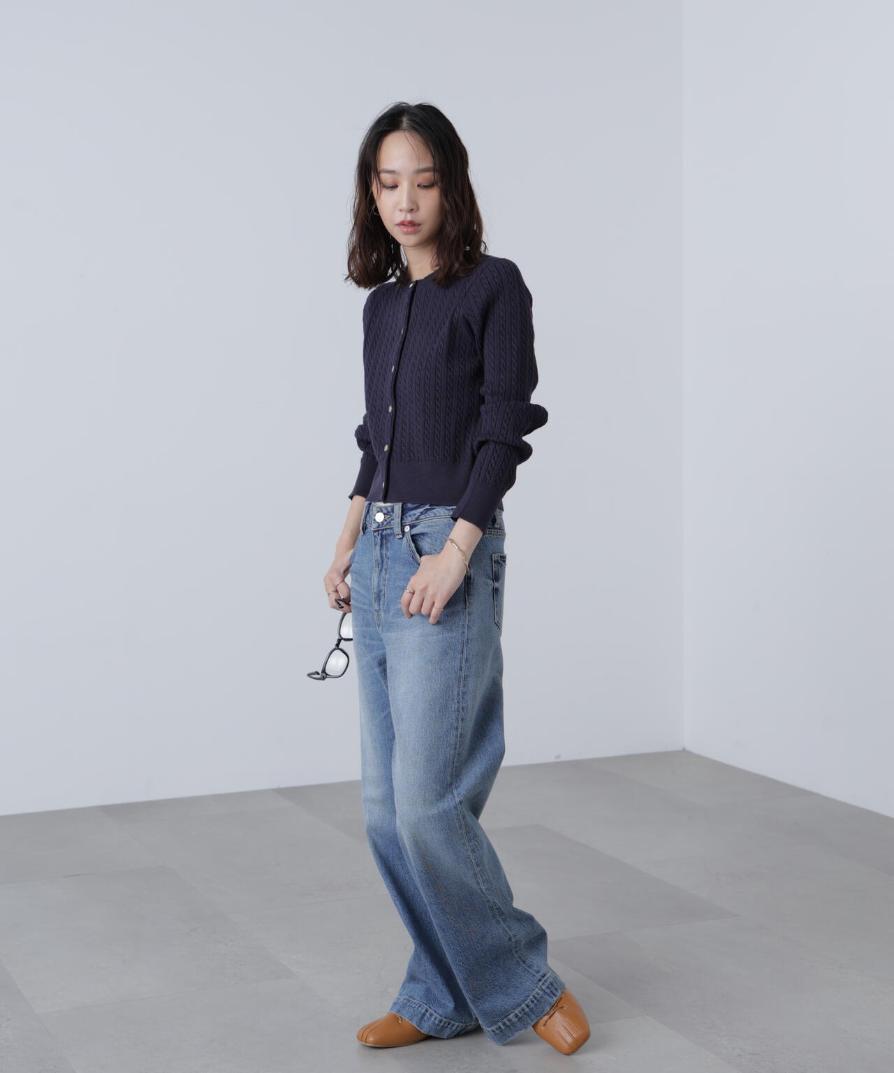 金ボタンミニケーブルカーディガン