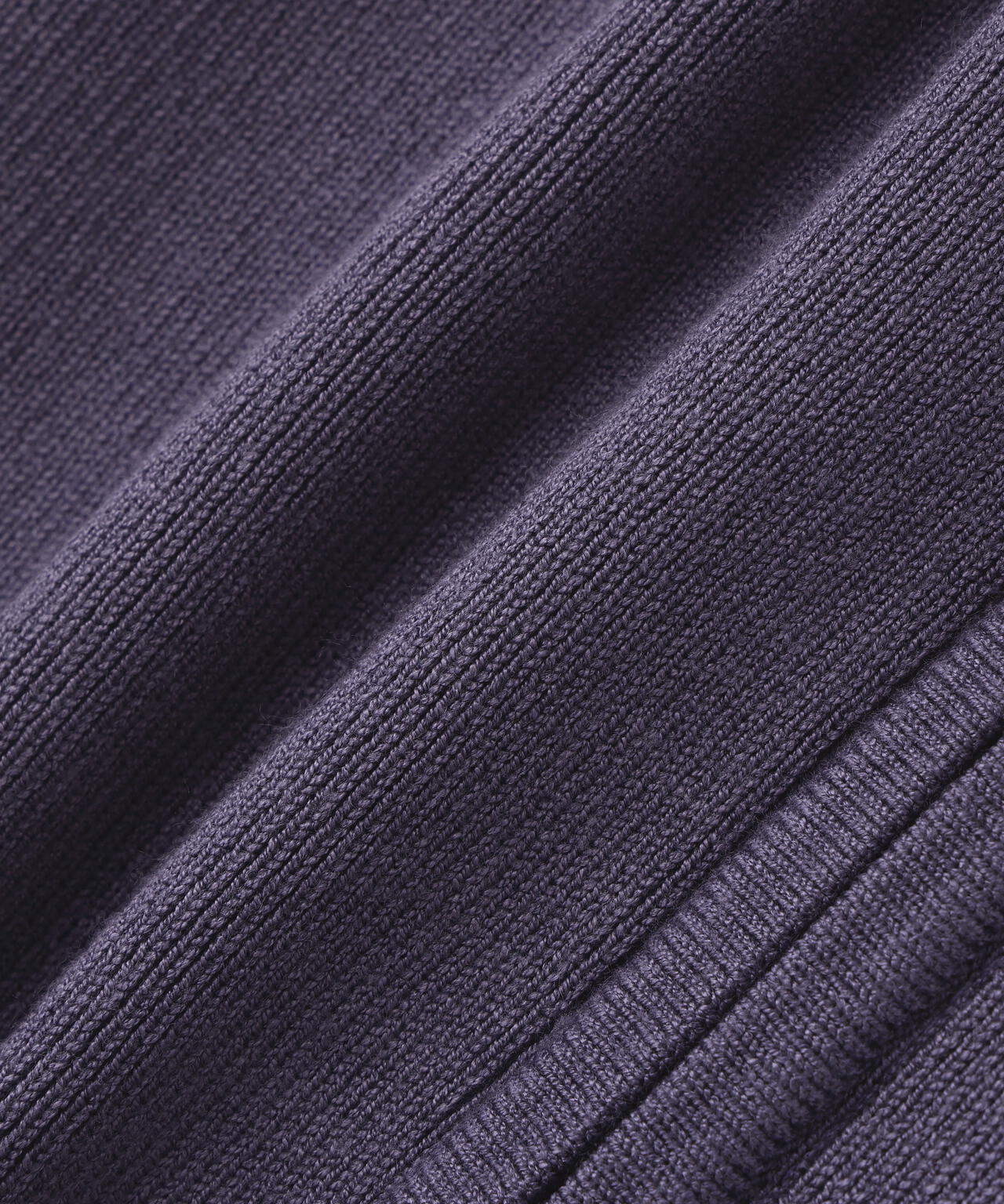 ジップアップオフショルダーリブニット