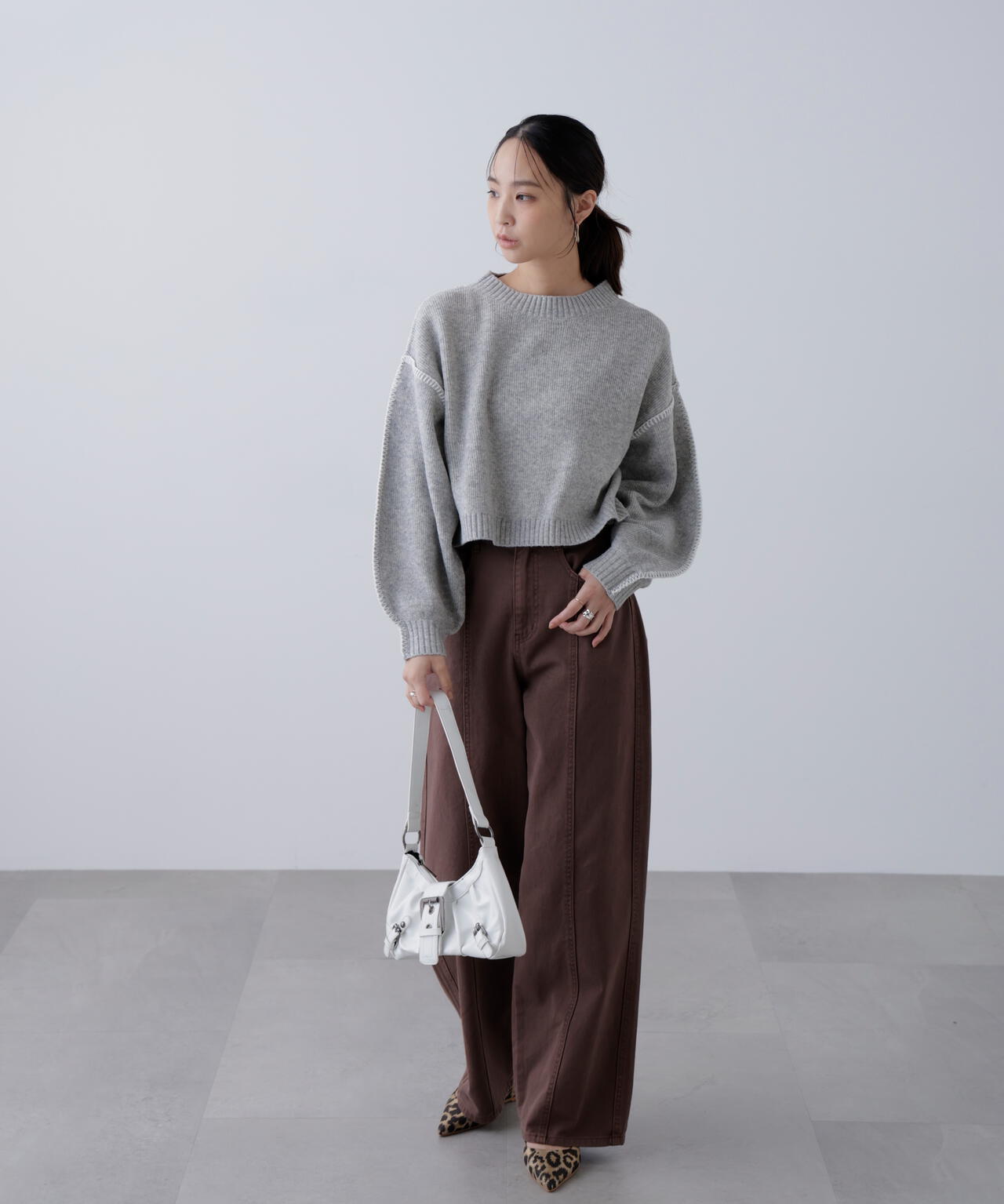 杢ストレッチ総針配色ステッチニット