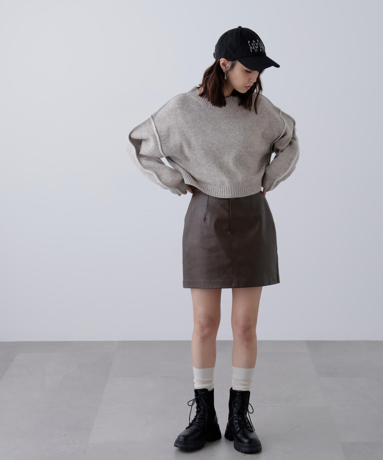 杢ストレッチ総針配色ステッチニット