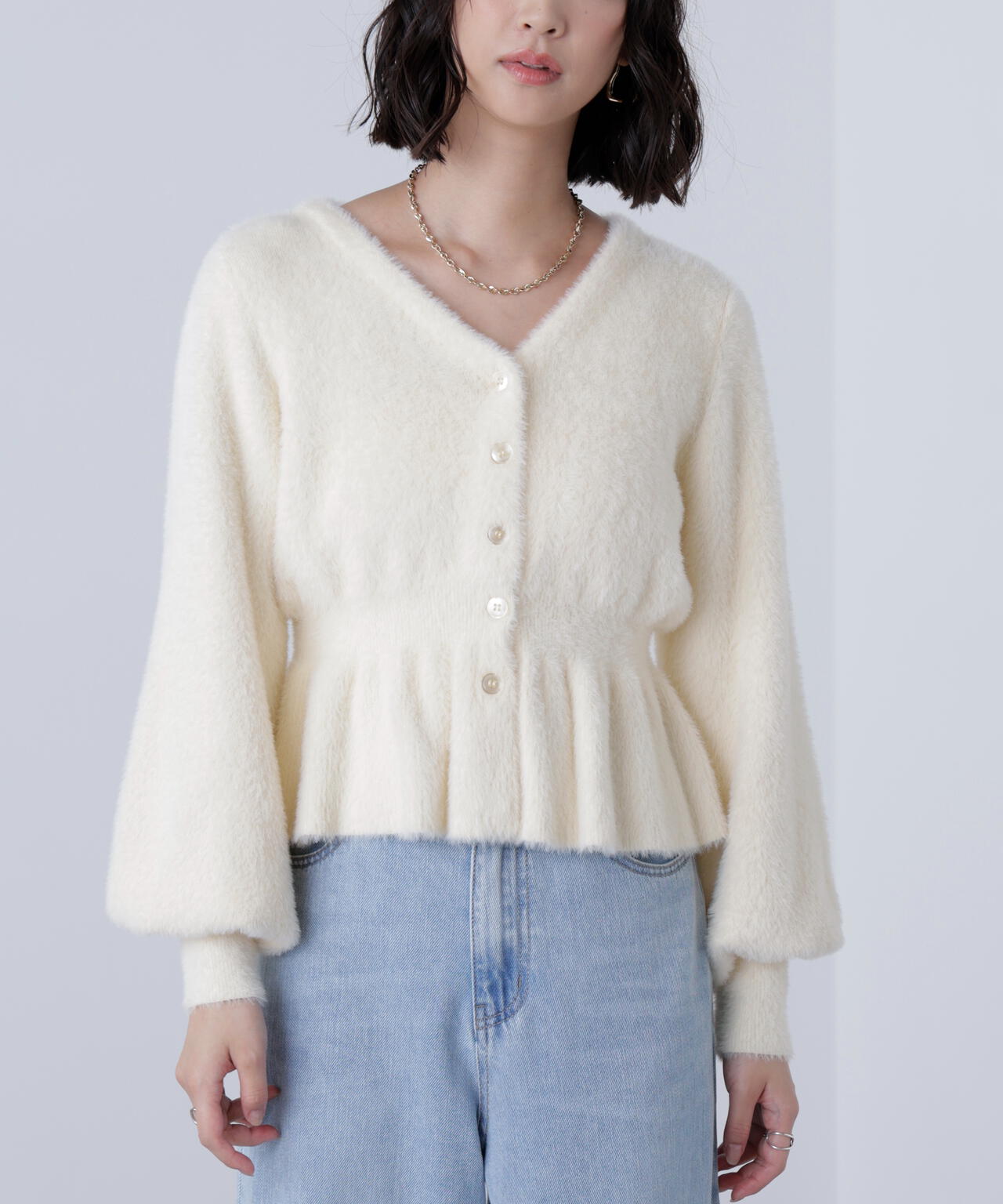 ショートシャギーペプラムニットカーディガン