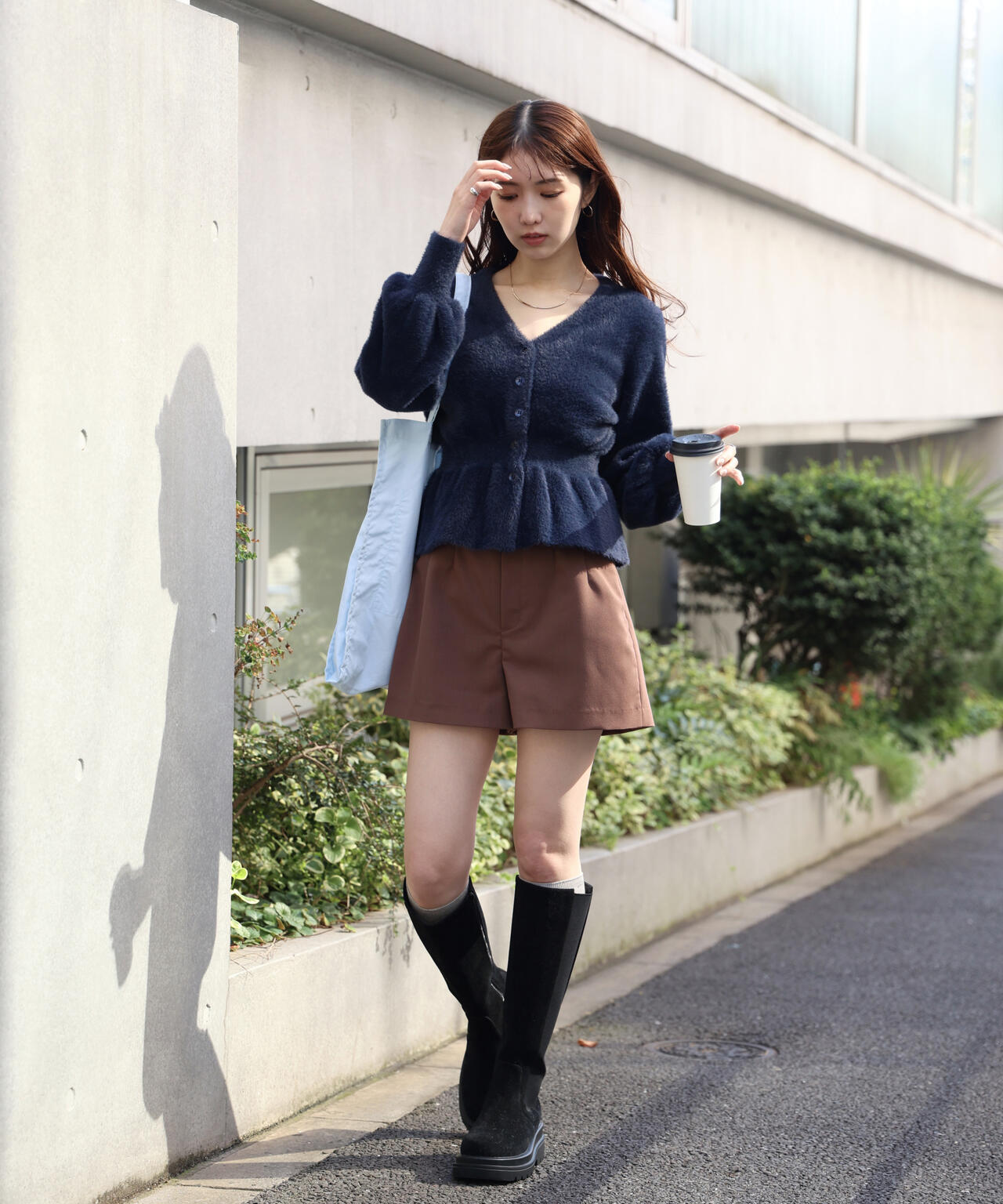 ショートシャギーペプラムニットカーディガン