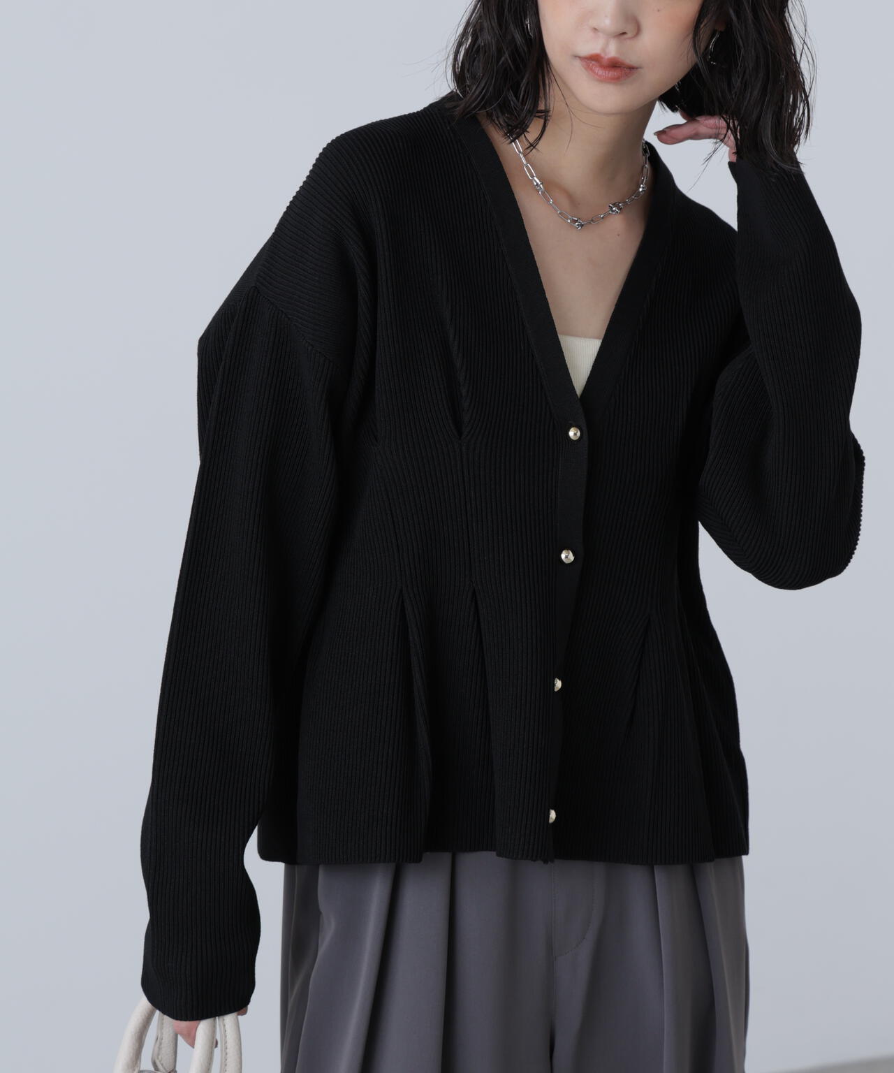 希少✨美品【プリーツプリーズ】チャイナボタン カーディガン ジャケット ブラック MFM】ウエストタックメタリックボタンカーディガン | FREE'S MART
