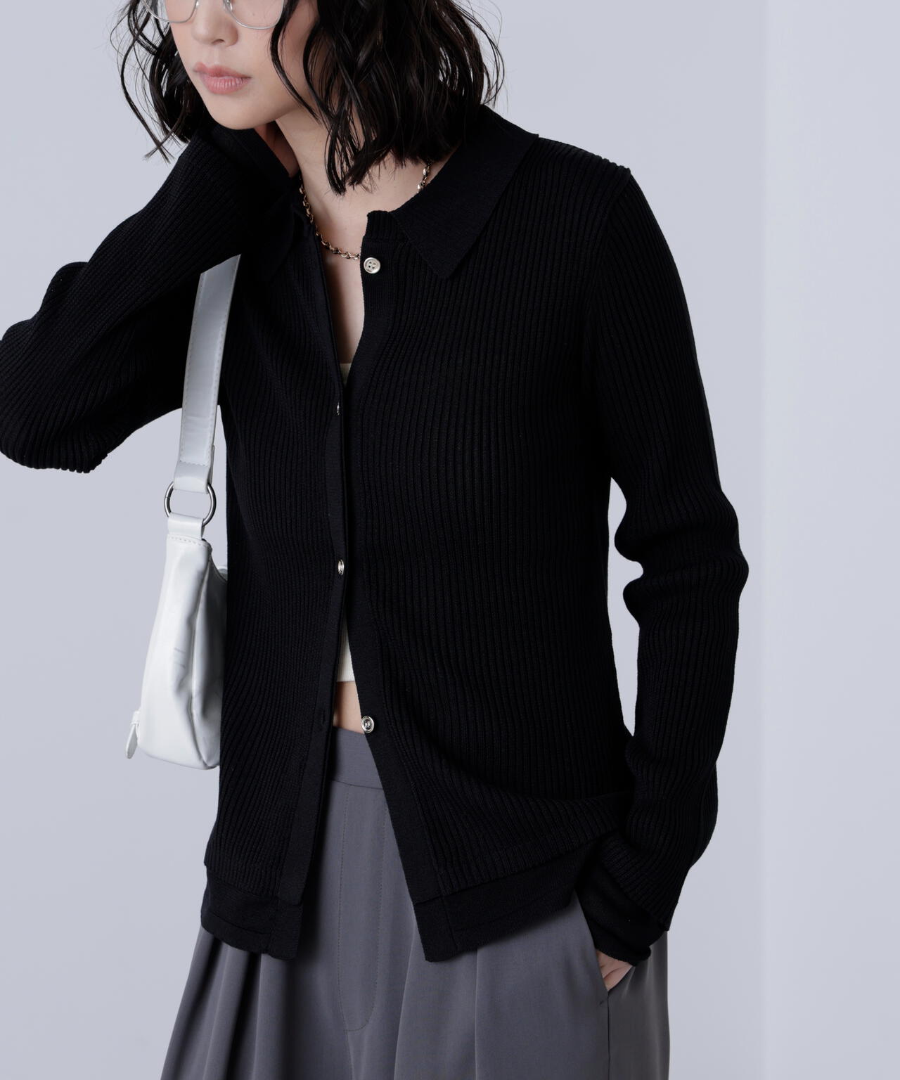 【MFM】金ボタン襟リブニット