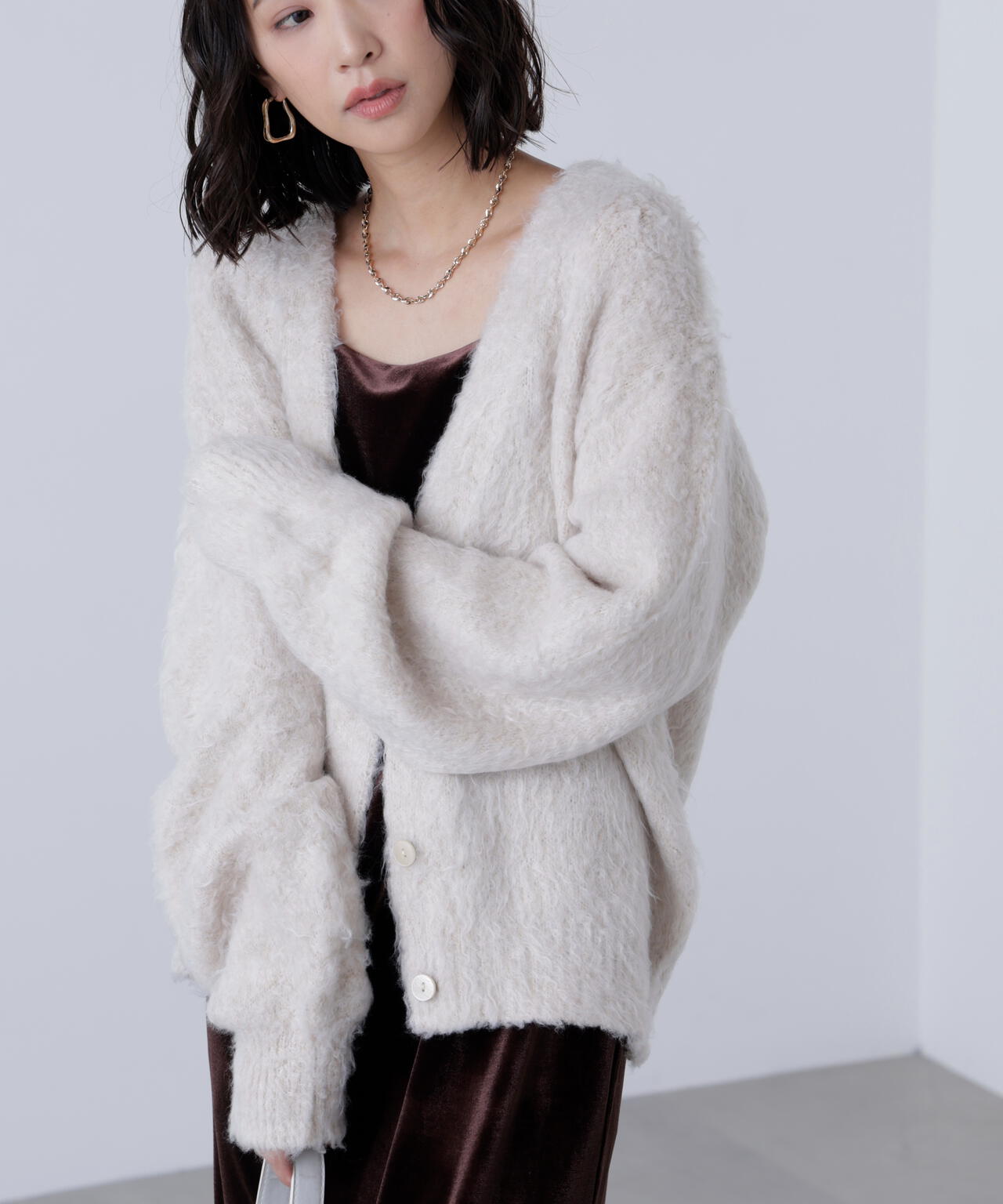 ウェーブ起毛Vネックカーディガン