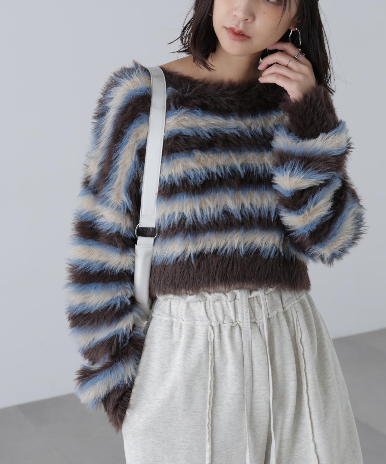 シャギーボーダークロップドニット