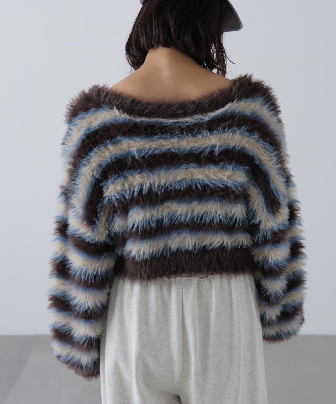 シャギーボーダークロップドニット