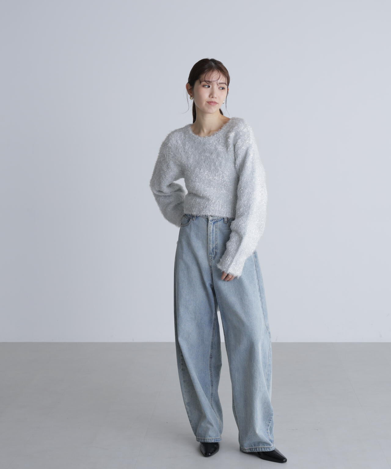 ラメフェザープルオーバーニット