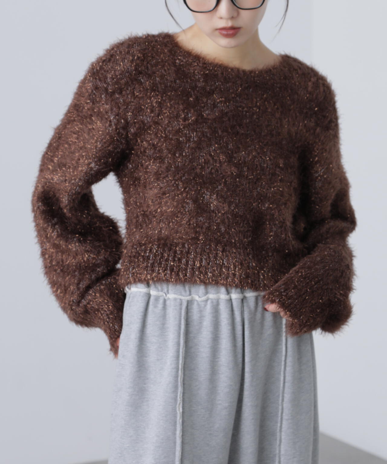 ラメフェザープルオーバーニット