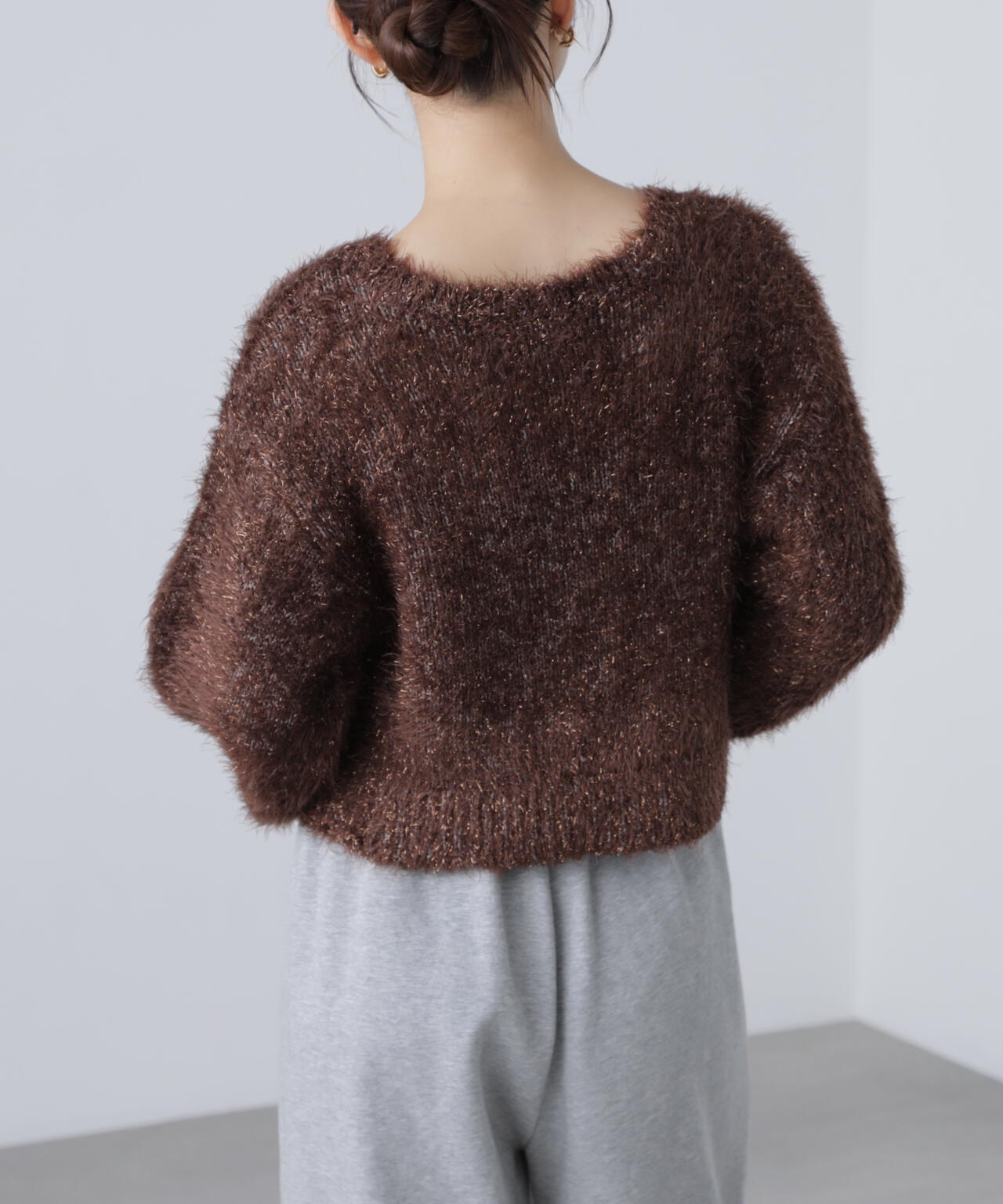 ラメフェザープルオーバーニット