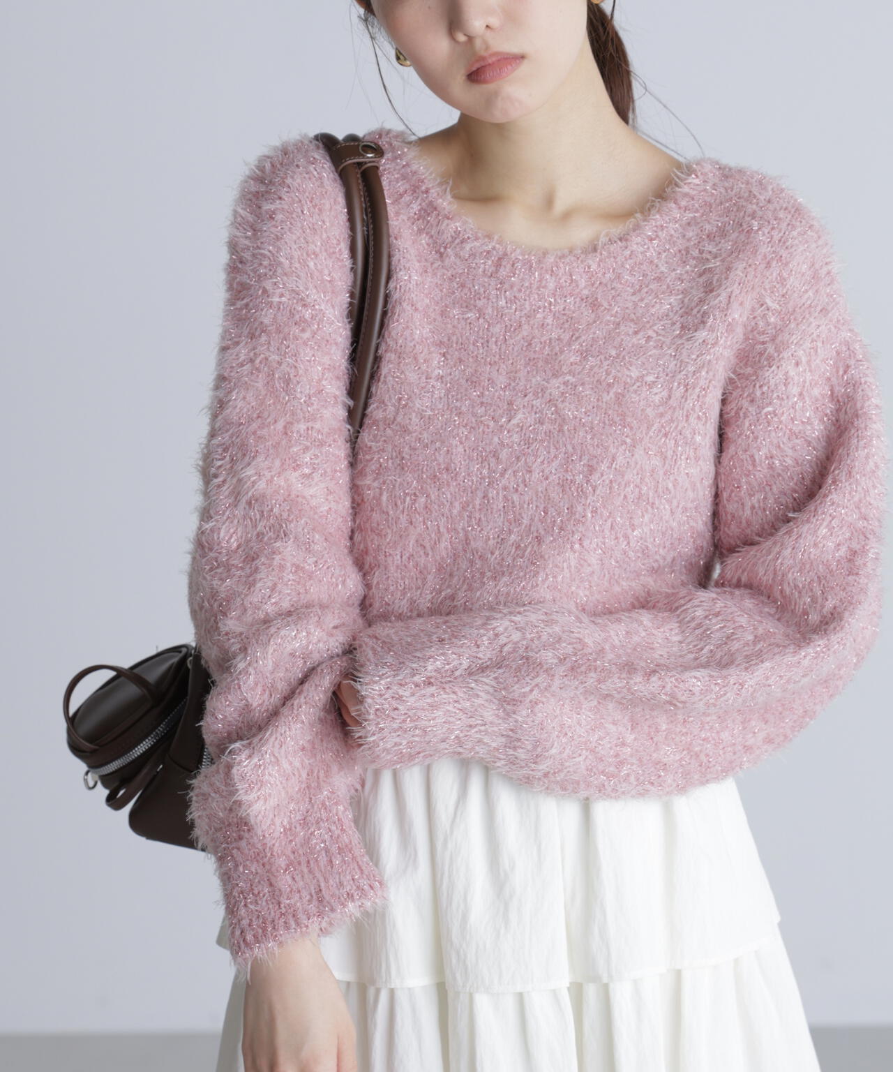 ラメフェザープルオーバーニット