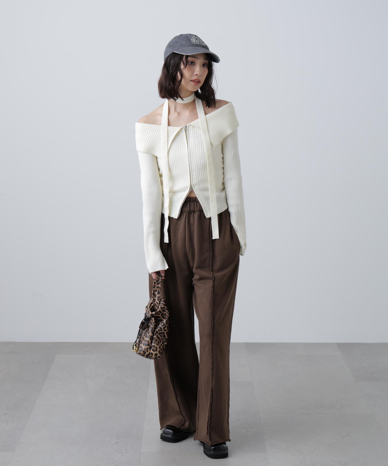 フロントジップリブ衿オフショルニット | FREE'S MART（フリーズマート