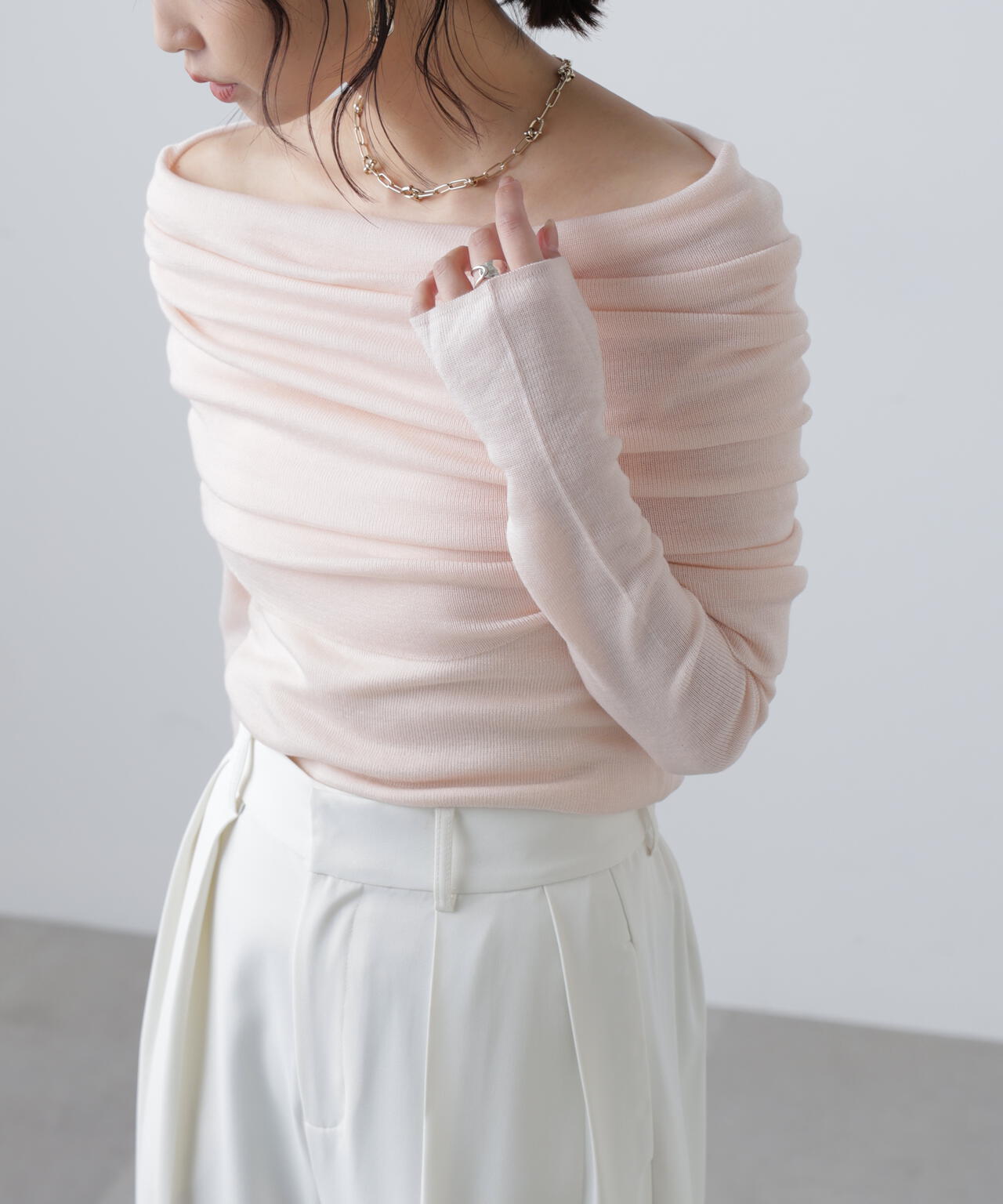 【RIO企画】袖口ボタンオフショルニット〈MFM〉