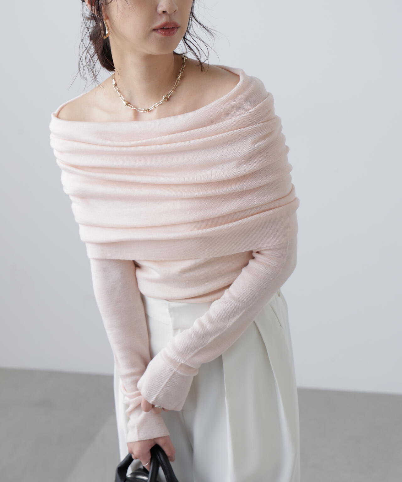 【RIO企画】袖口ボタンオフショルニット〈MFM〉