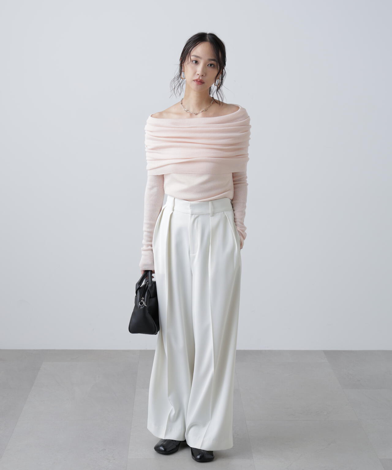 【RIO企画】袖口ボタンオフショルニット〈MFM〉