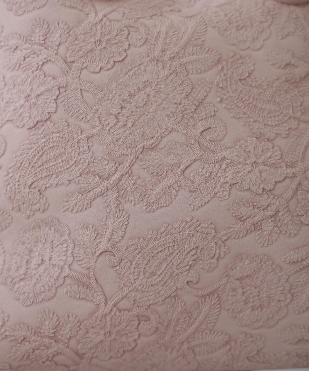 エンボスペイズリーバッグ