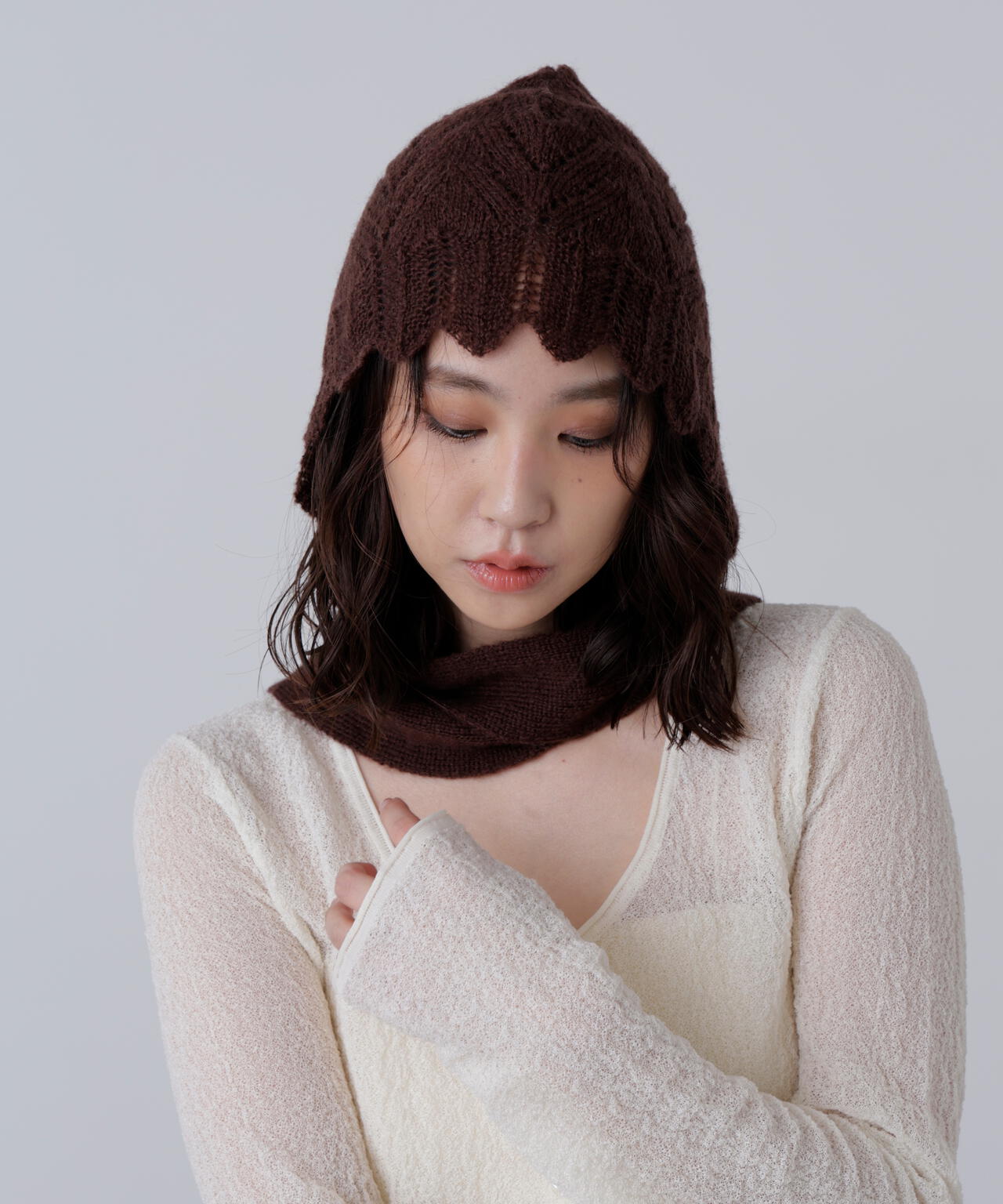 透かし編みフードマフラー