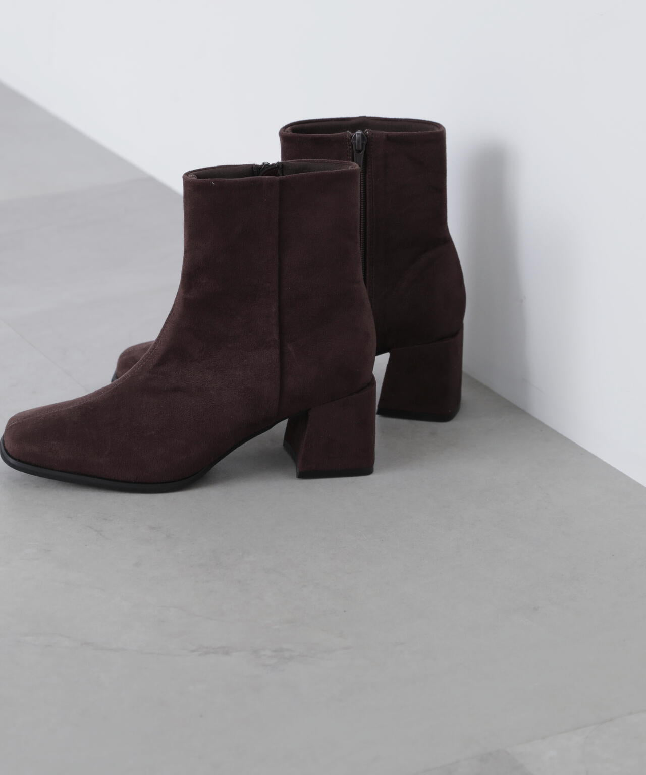 オーバーヒールブーツ